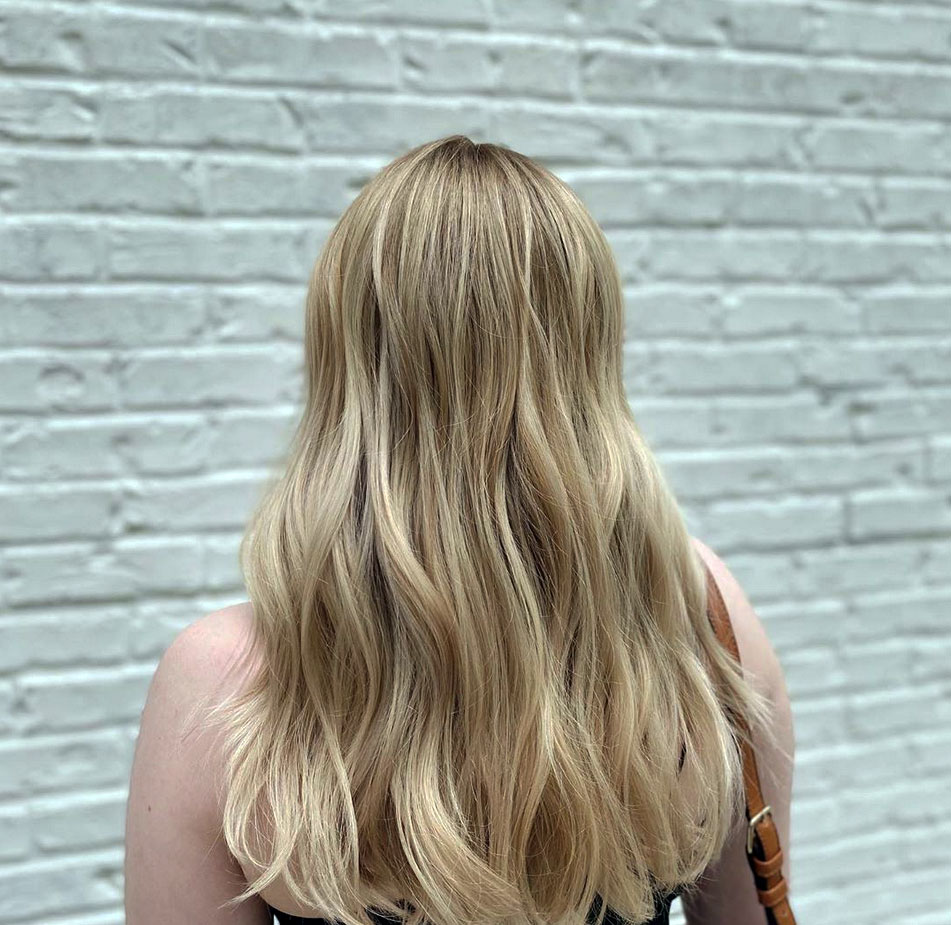 Blonde Hair Highlights and Lowlights [Add Depth and Dimension]